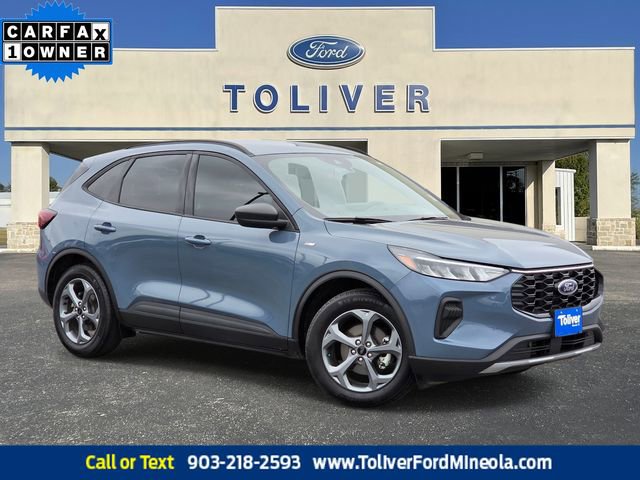 Used 2025 Ford Escape ST-Line w/ Tech Pack #1 FWD image 1