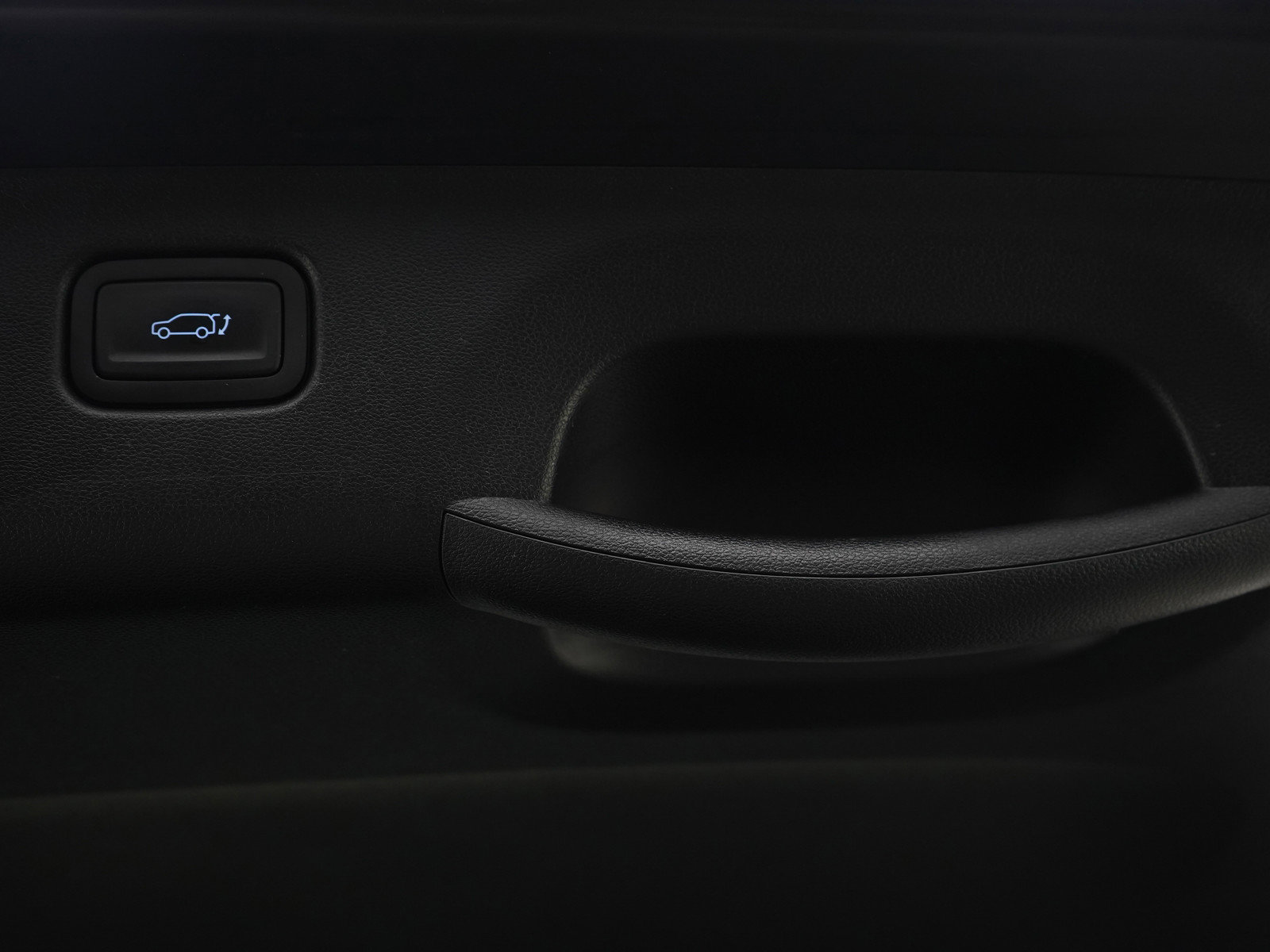 Certified 2024 Hyundai Kona Limited AWD/4WD image 17