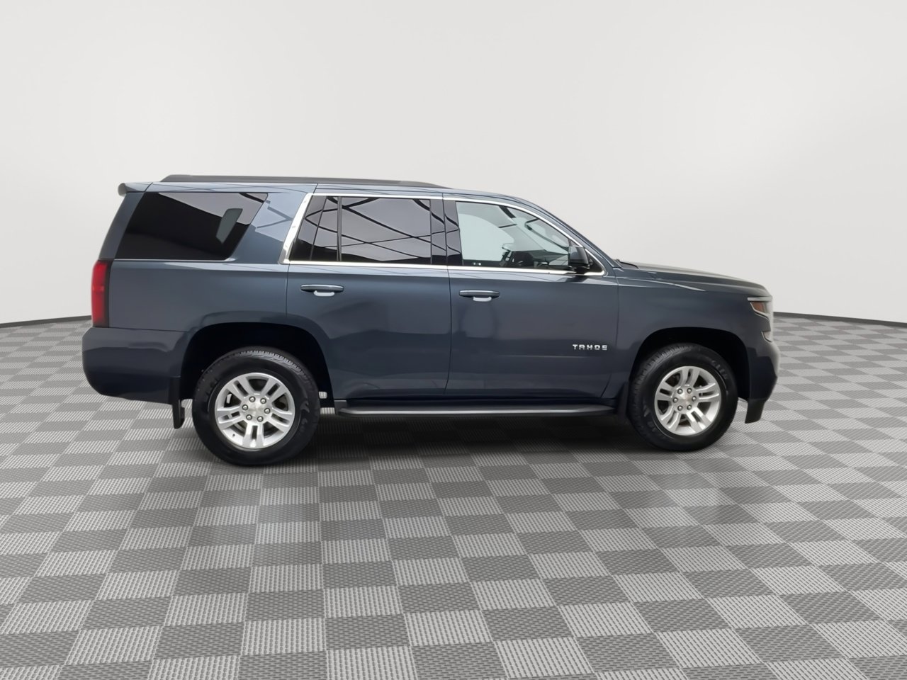 Certified 2020 Chevrolet Tahoe LS w/ Max Trailering Package AWD/4WD image 38