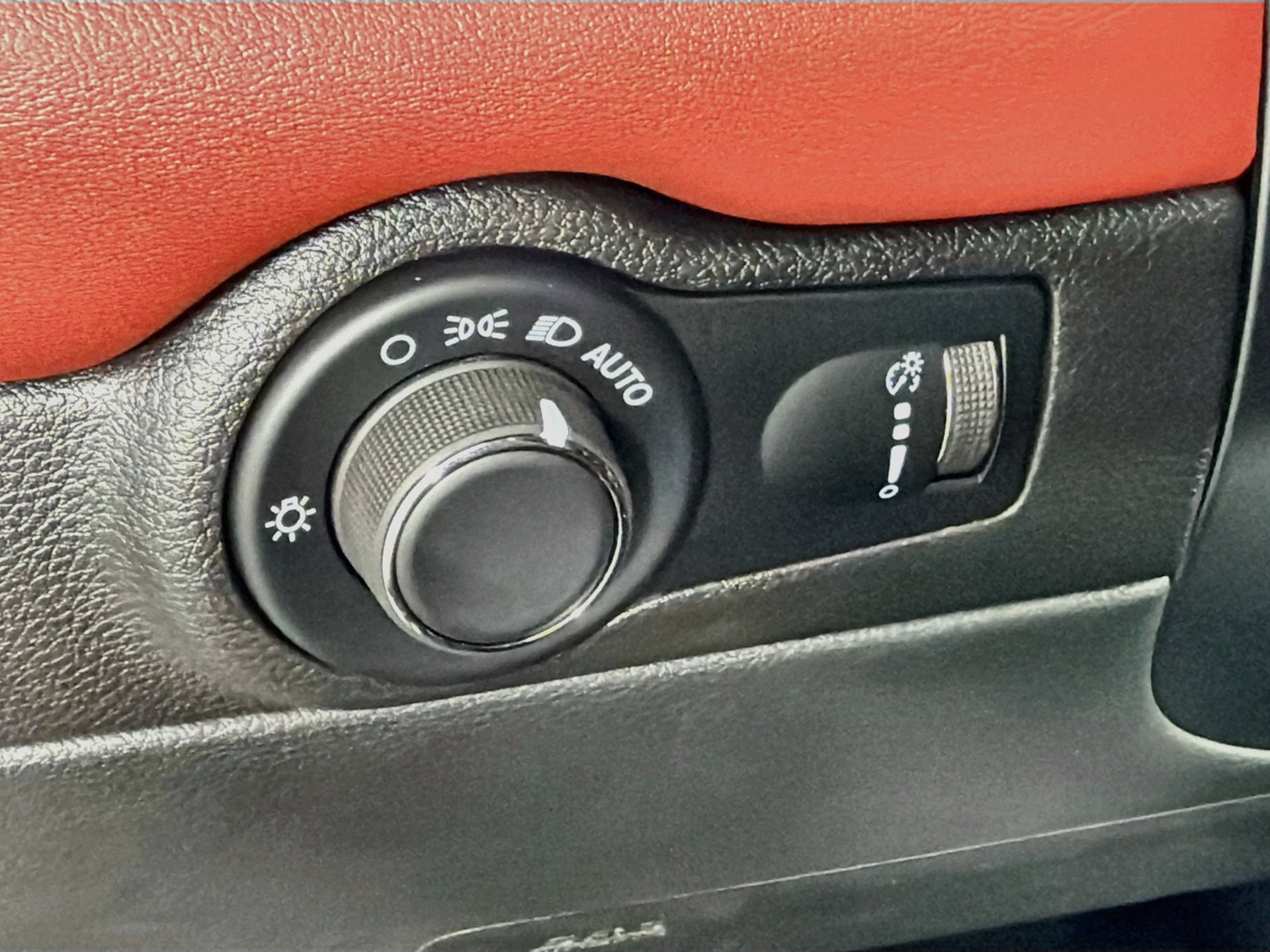 New 2026 Dodge Durango SRT Hellcat w/ Premium Group AWD/4WD image 36
