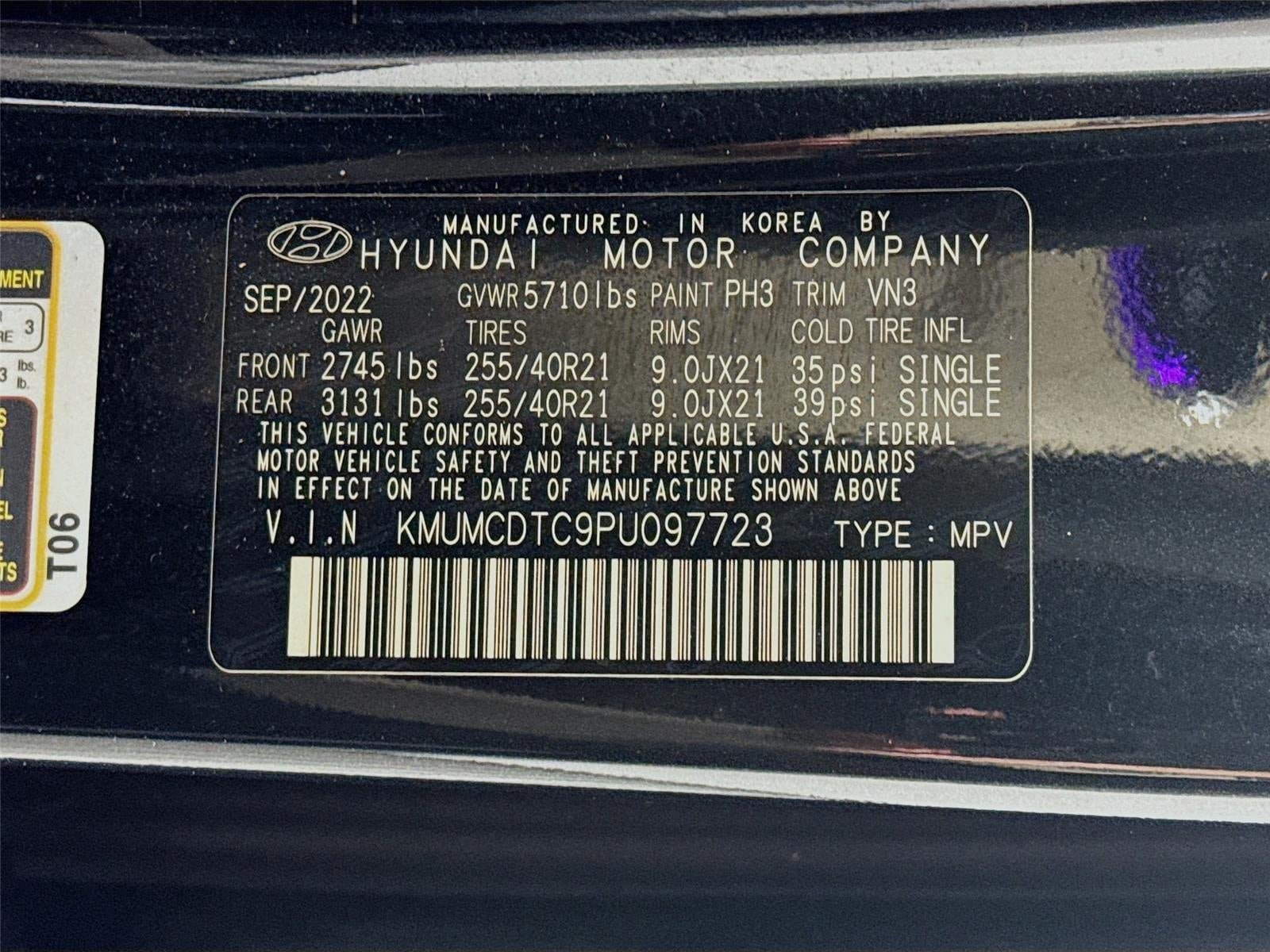 Certified 2023 Genesis GV70 3.5T Sport w/ Sport Prestige Package AWD/4WD image 34