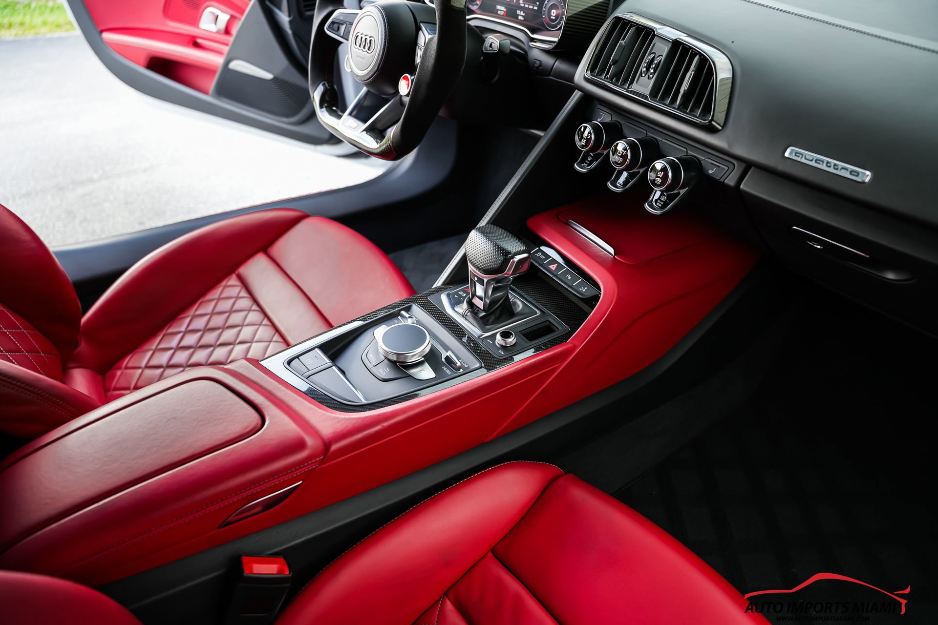 Used 2020 Audi R8 V10 w/ Carbon Exterior Package image 68