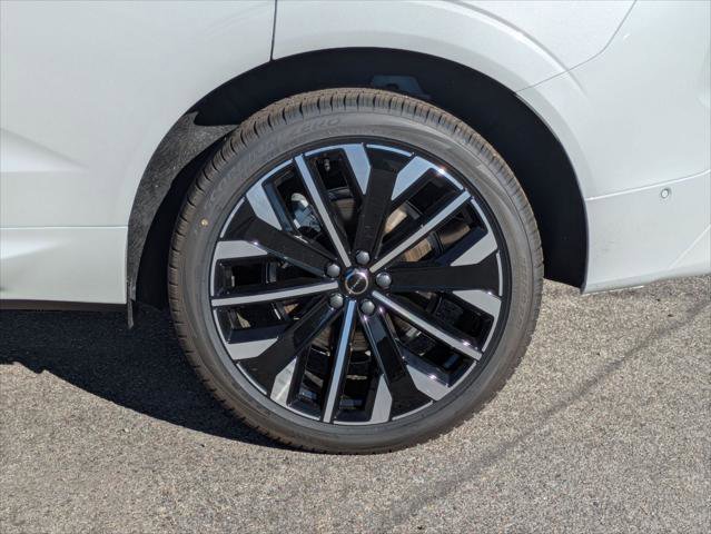 New 2026 Volvo XC60 T8 Ultra w/ Protection Package Premier image 6