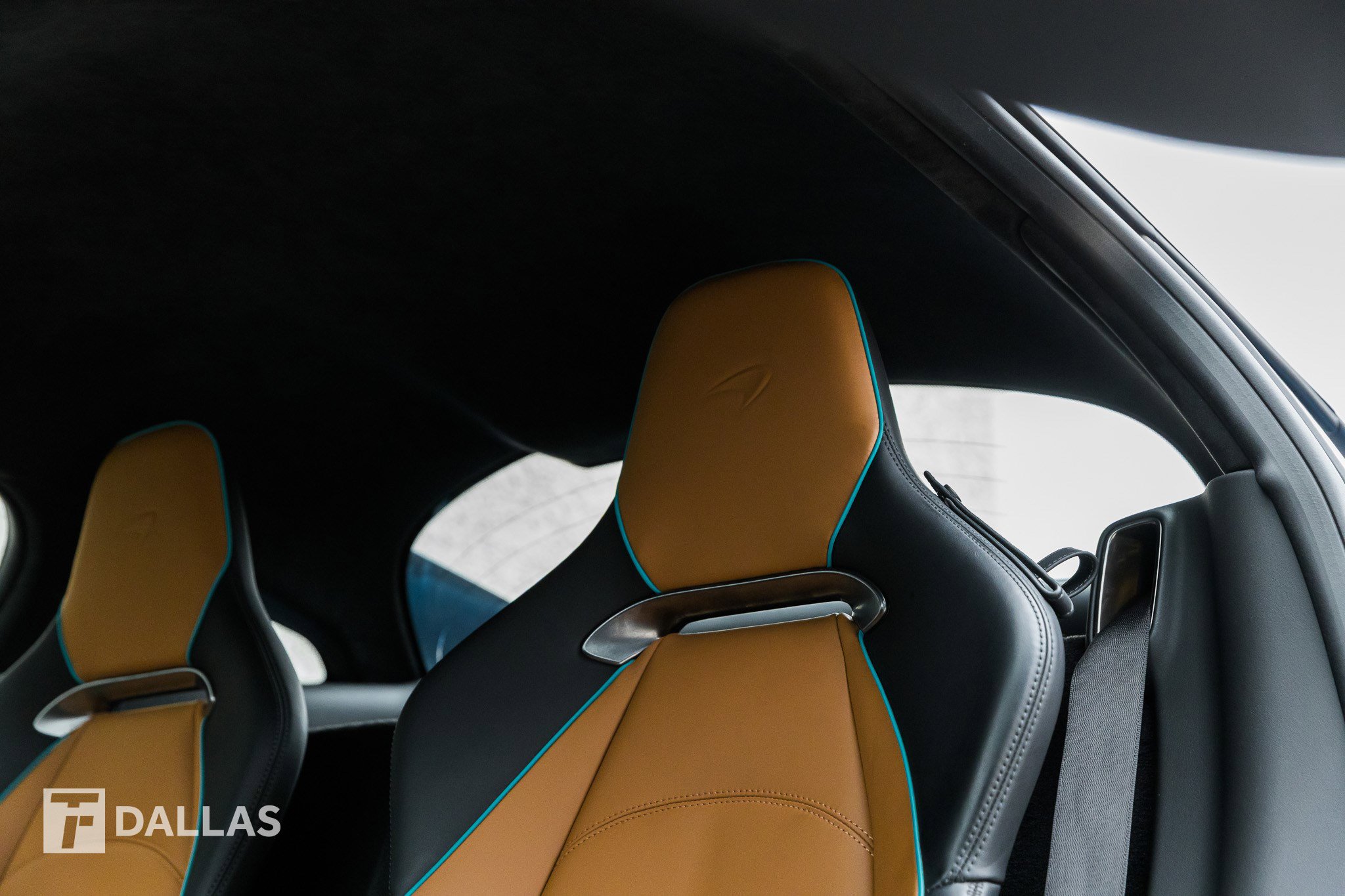 Used 2023 McLaren Artura image 22