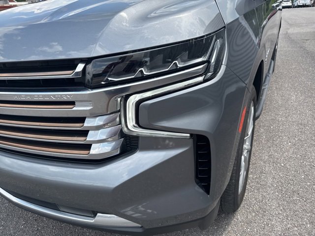 Used 2022 Chevrolet Suburban High Country image 9