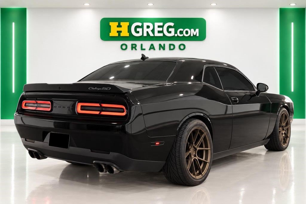 Used 2020 Dodge Challenger R/T RWD image 6