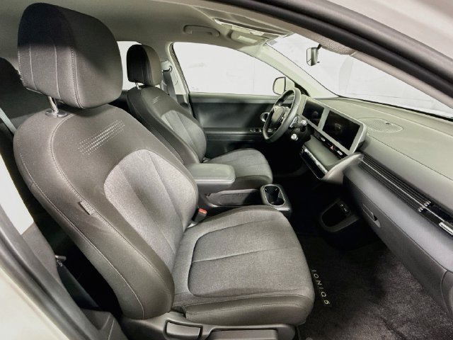 Certified 2024 Hyundai Ioniq 5 SE RWD image 29