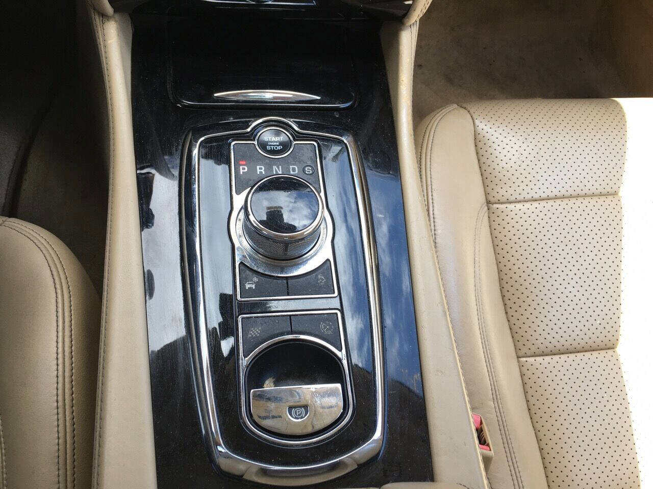 Used 2013 Jaguar XK Coupe RWD image 45