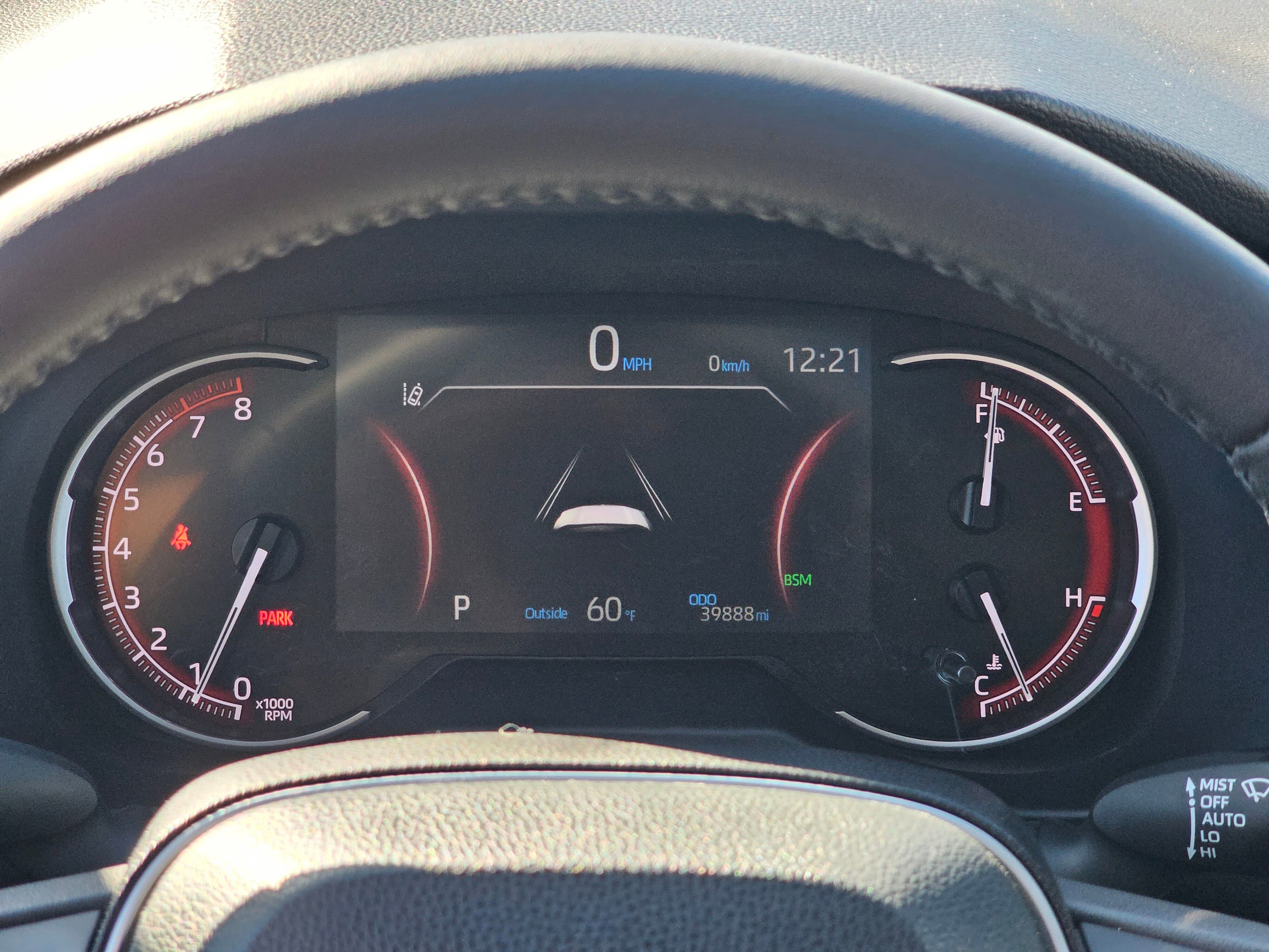 Used 2023 Toyota RAV4 XLE Premium image 18