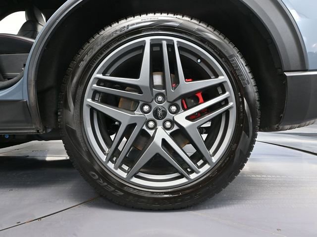 Used 2025 Ford Explorer ST image 13