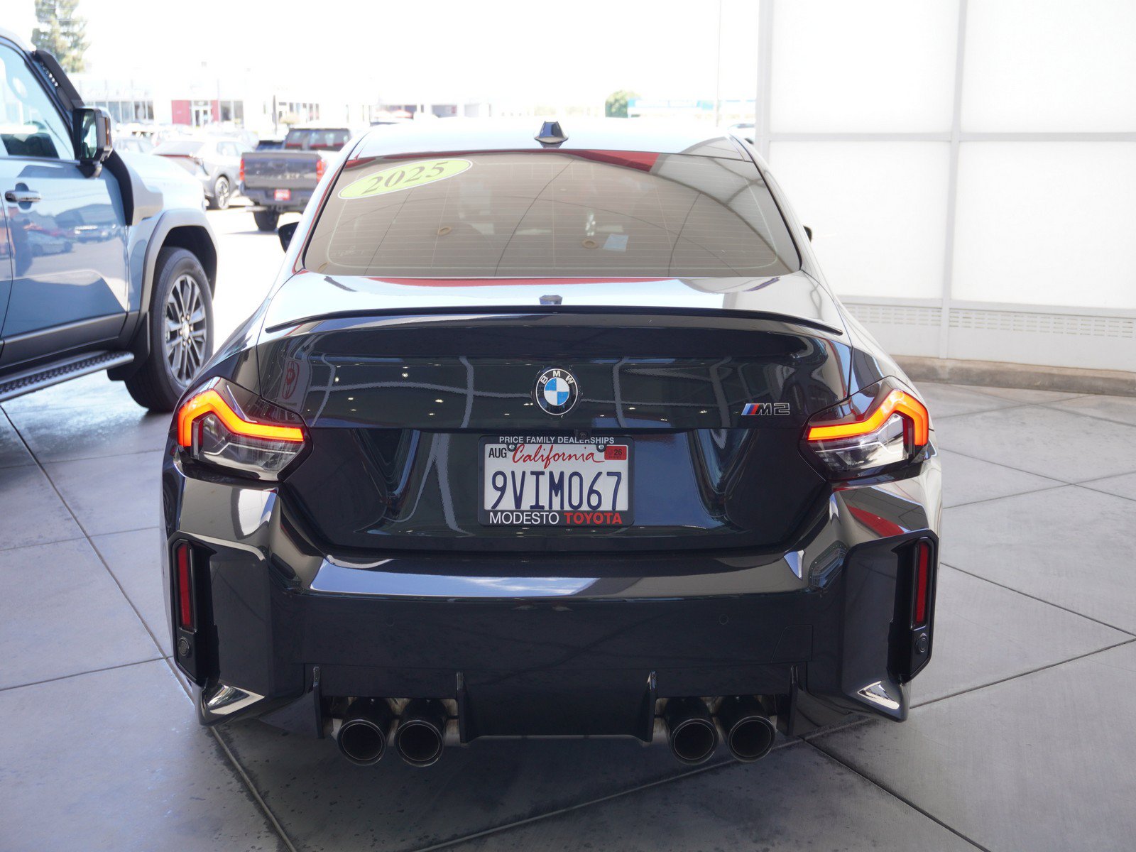 Used 2025 BMW M2 w/ Lighting Package RWD image 9