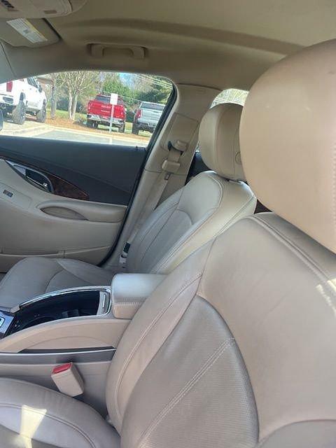 Used 2013 Buick LaCrosse Touring image 7