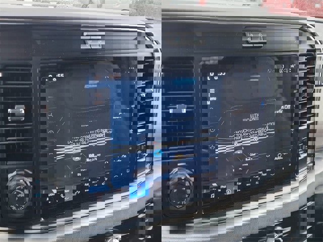 New 2026 Ford F350 4x4 Crew Cab Super Duty image 39