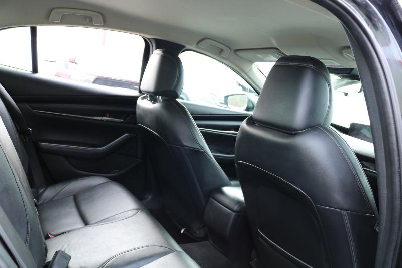 Used 2020 MAZDA MAZDA3 AWD Sedan w/ Select Package image 25