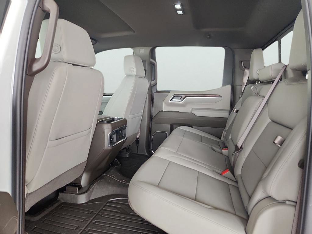 New 2026 GMC Sierra 1500 SLT AWD/4WD image 15