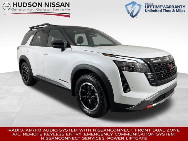 New 2026 Nissan Pathfinder SV