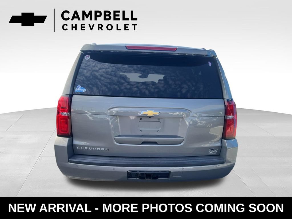 Used 2017 Chevrolet Suburban LT w/ LT Signature Package AWD/4WD image 4