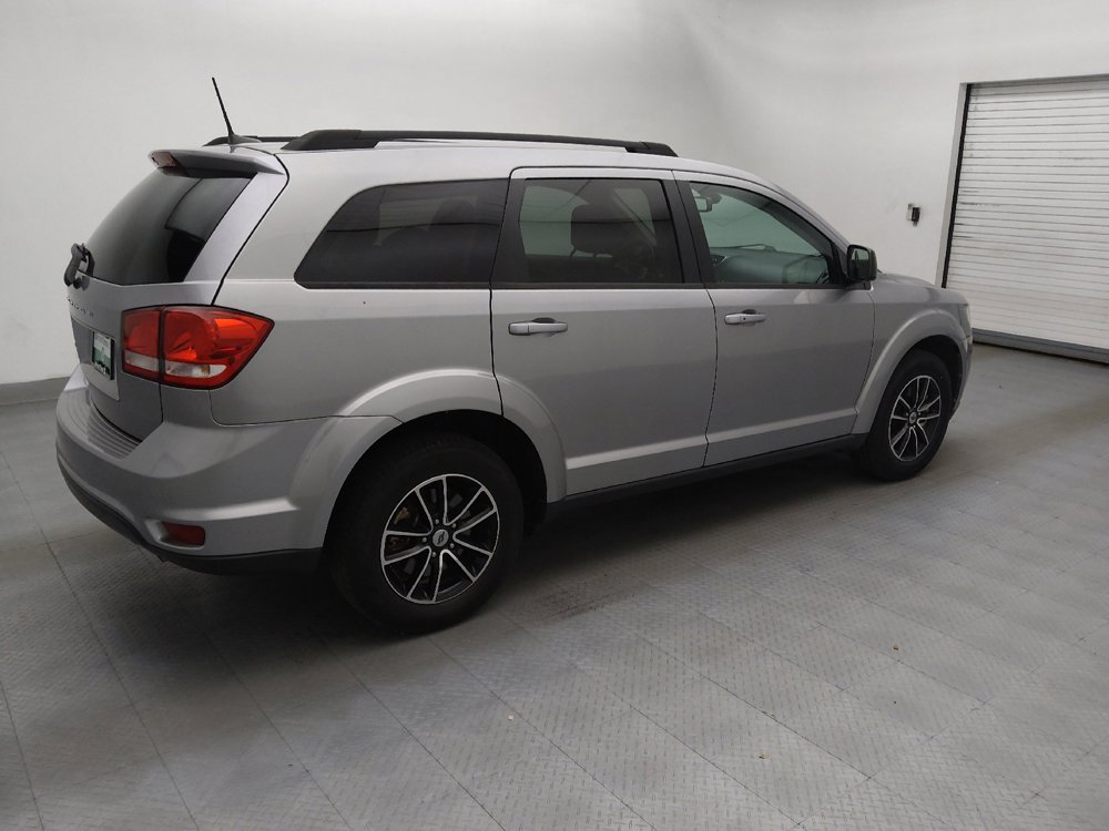 Used 2019 Dodge Journey SE w/ Connectivity Group FWD image 10