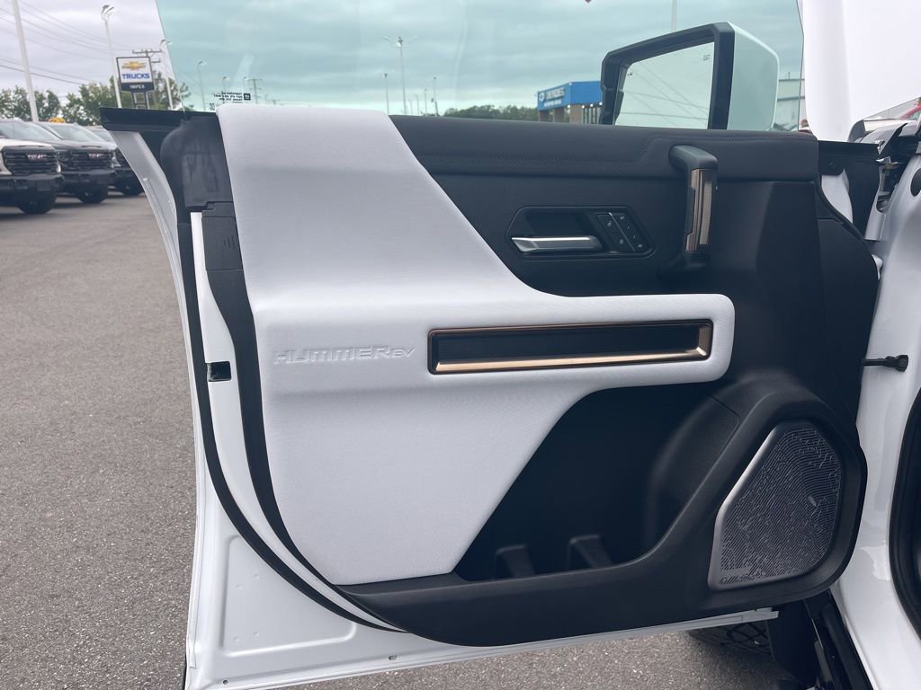 Used 2024 GMC Hummer EV 3X w/ Extreme Off-Road Package image 30