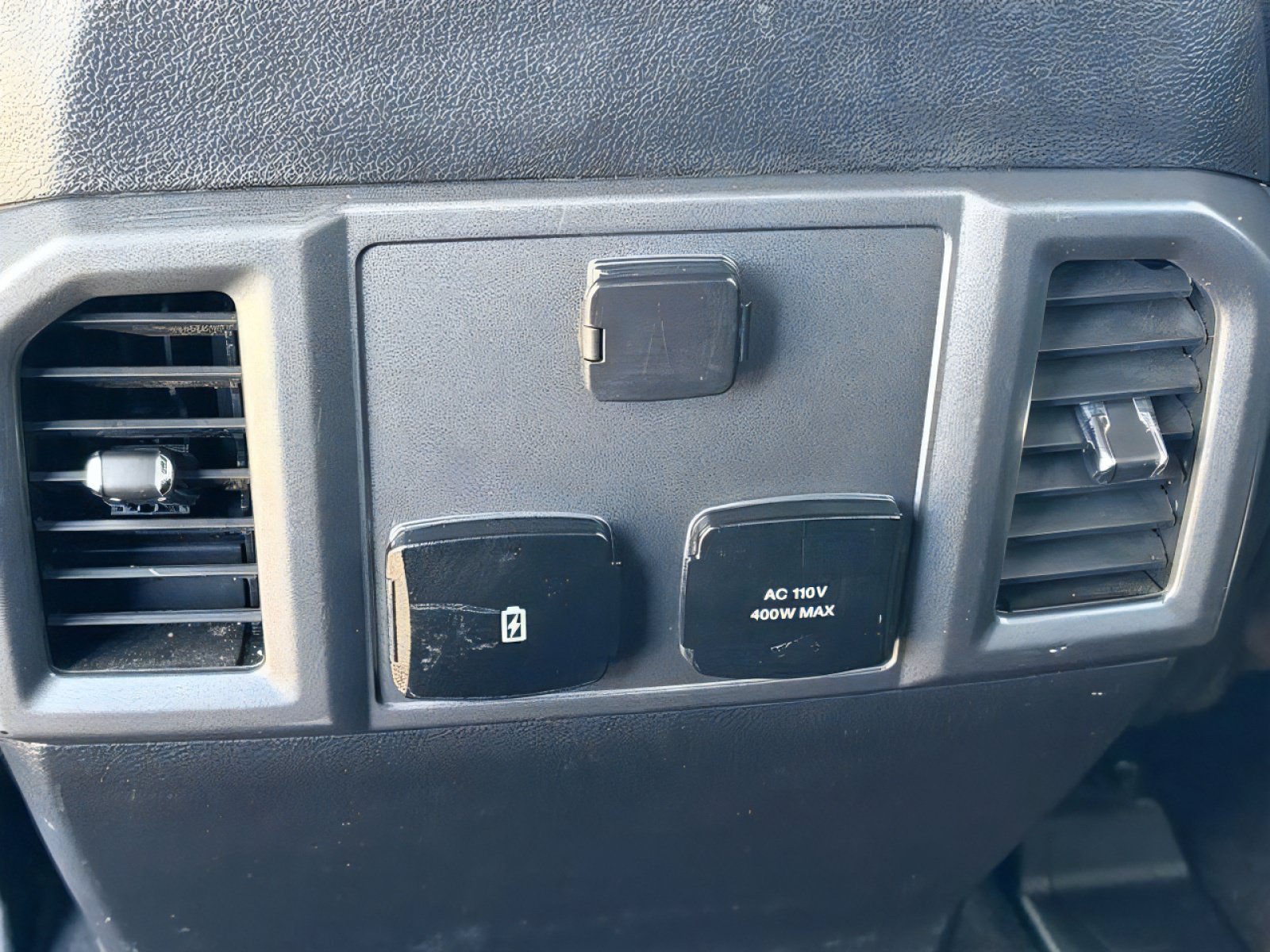 Used 2019 Ford F150 XLT w/ Equipment Group 302A Luxury AWD/4WD image 13