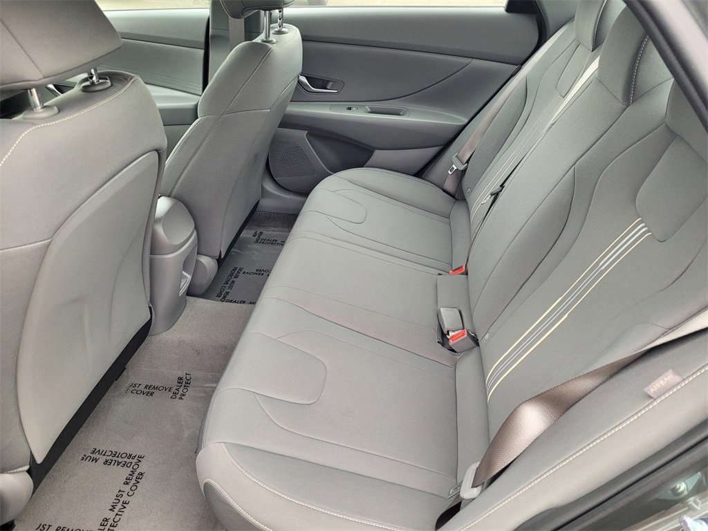 New 2026 Hyundai Elantra Blue image 6