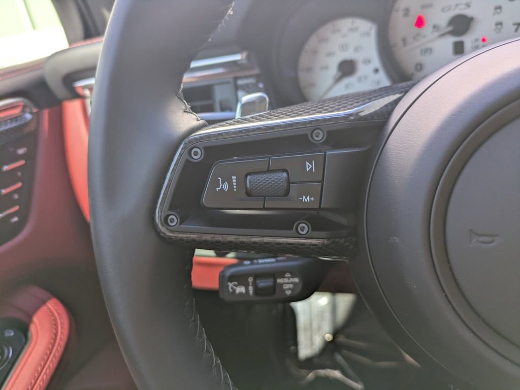 Used 2025 Porsche Macan GTS AWD/4WD image 25