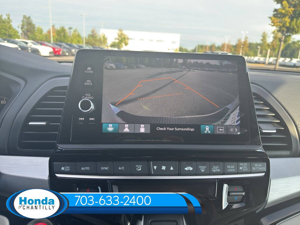 New 2026 Honda Odyssey Touring image 15