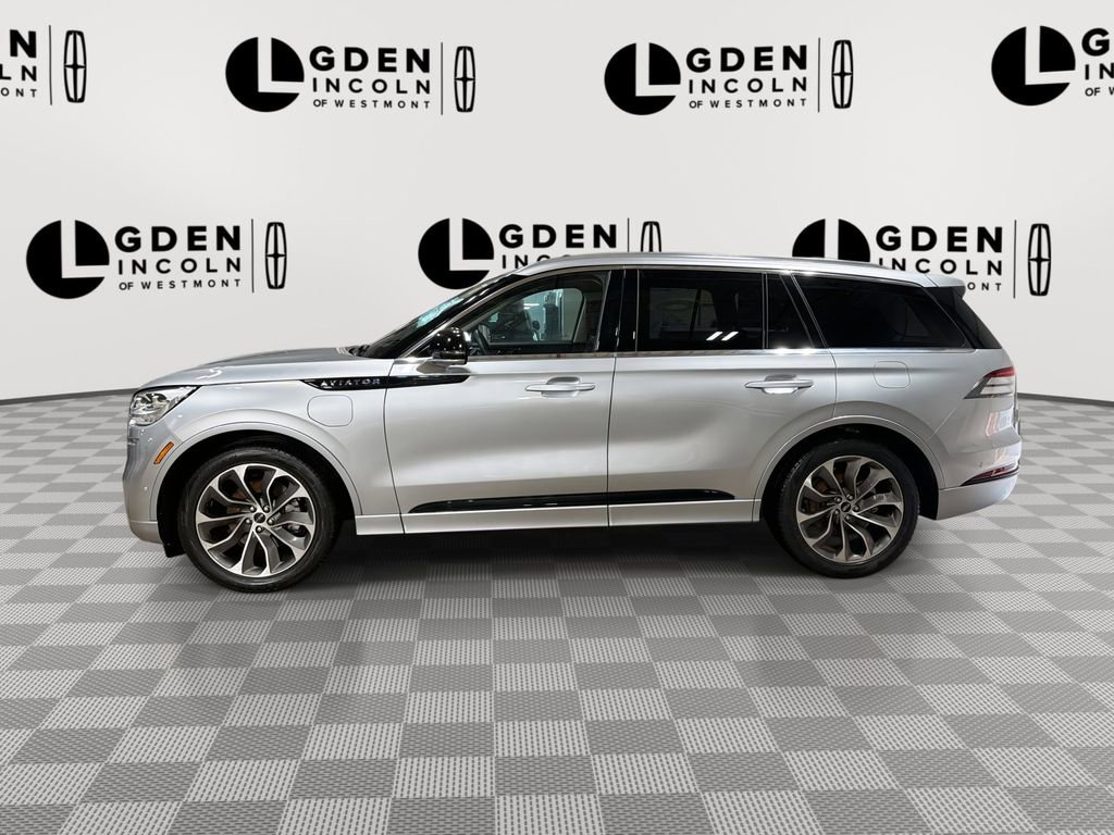 Used 2021 Lincoln Aviator Grand Touring w/ Equipment Group 302A AWD/4WD image 5