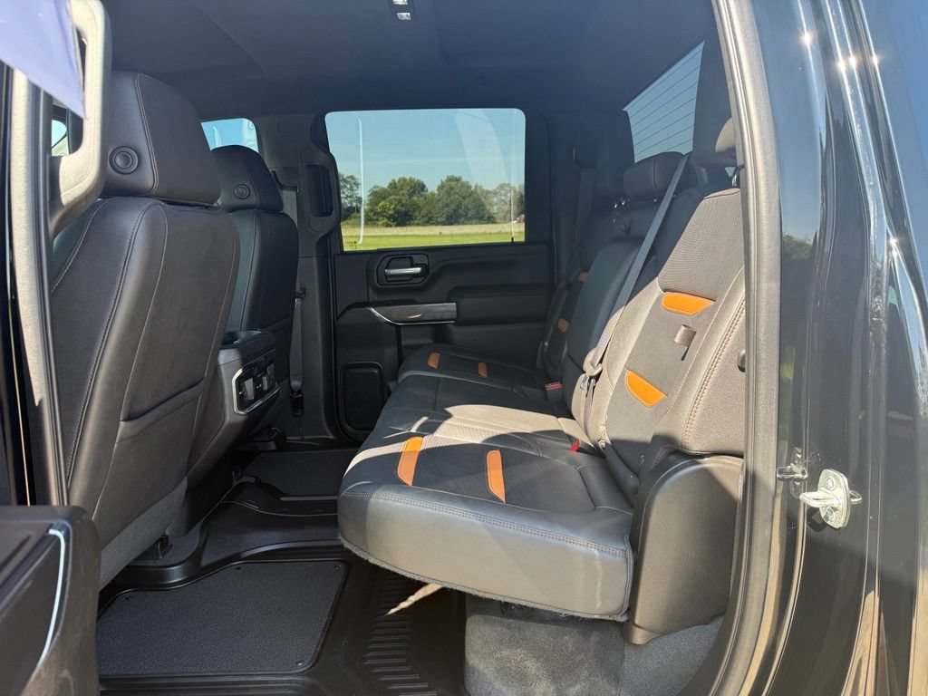 Used 2022 GMC Sierra 2500 AT4 w/ Driver Alert Package I AWD/4WD image 17