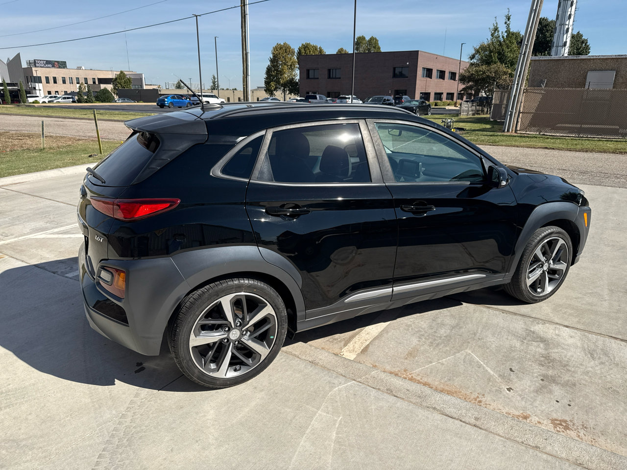 Used 2018 Hyundai Kona Limited image 9