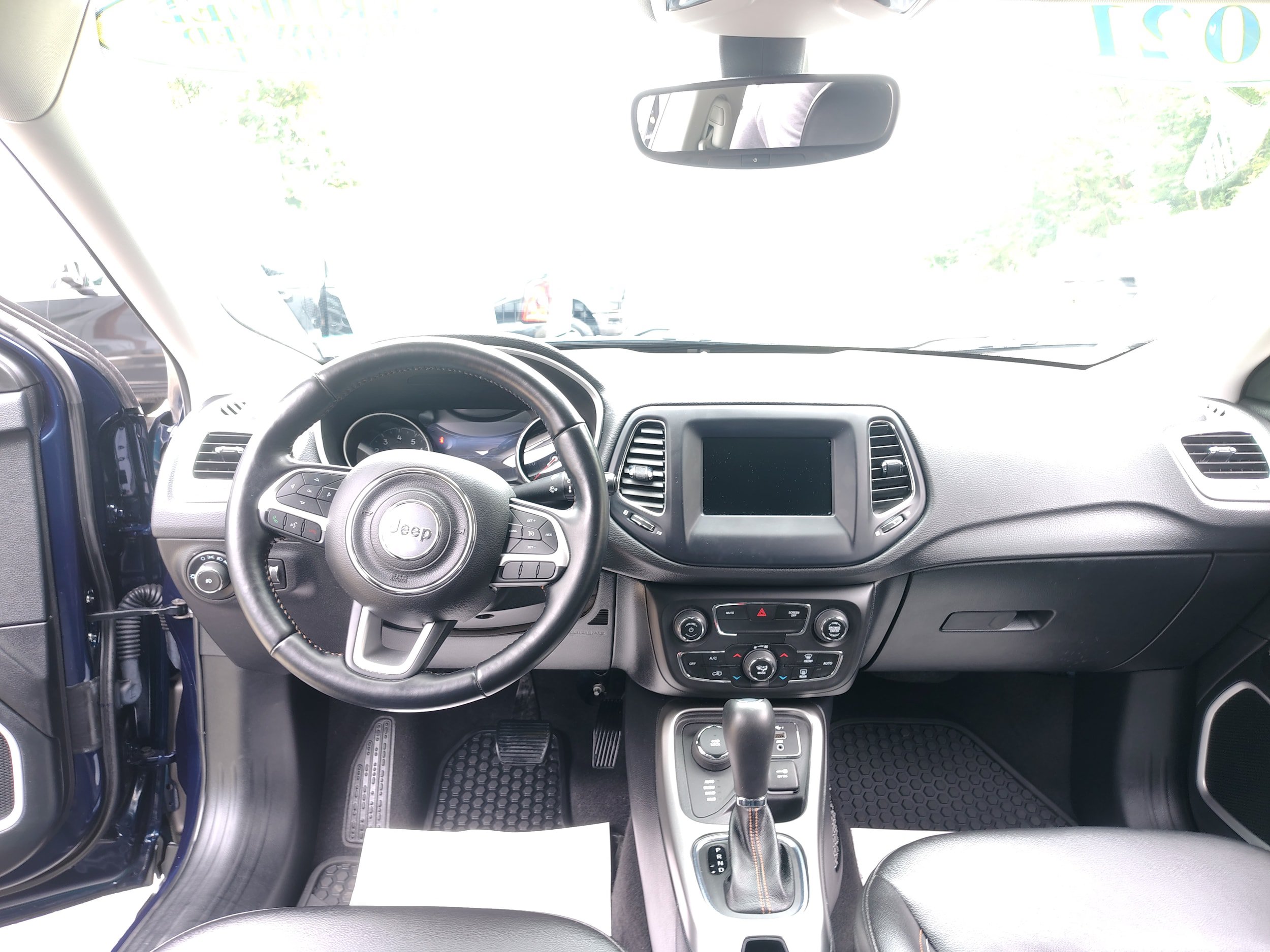 Certified 2021 Jeep Compass Latitude w/ Convenience Group AWD/4WD image 24