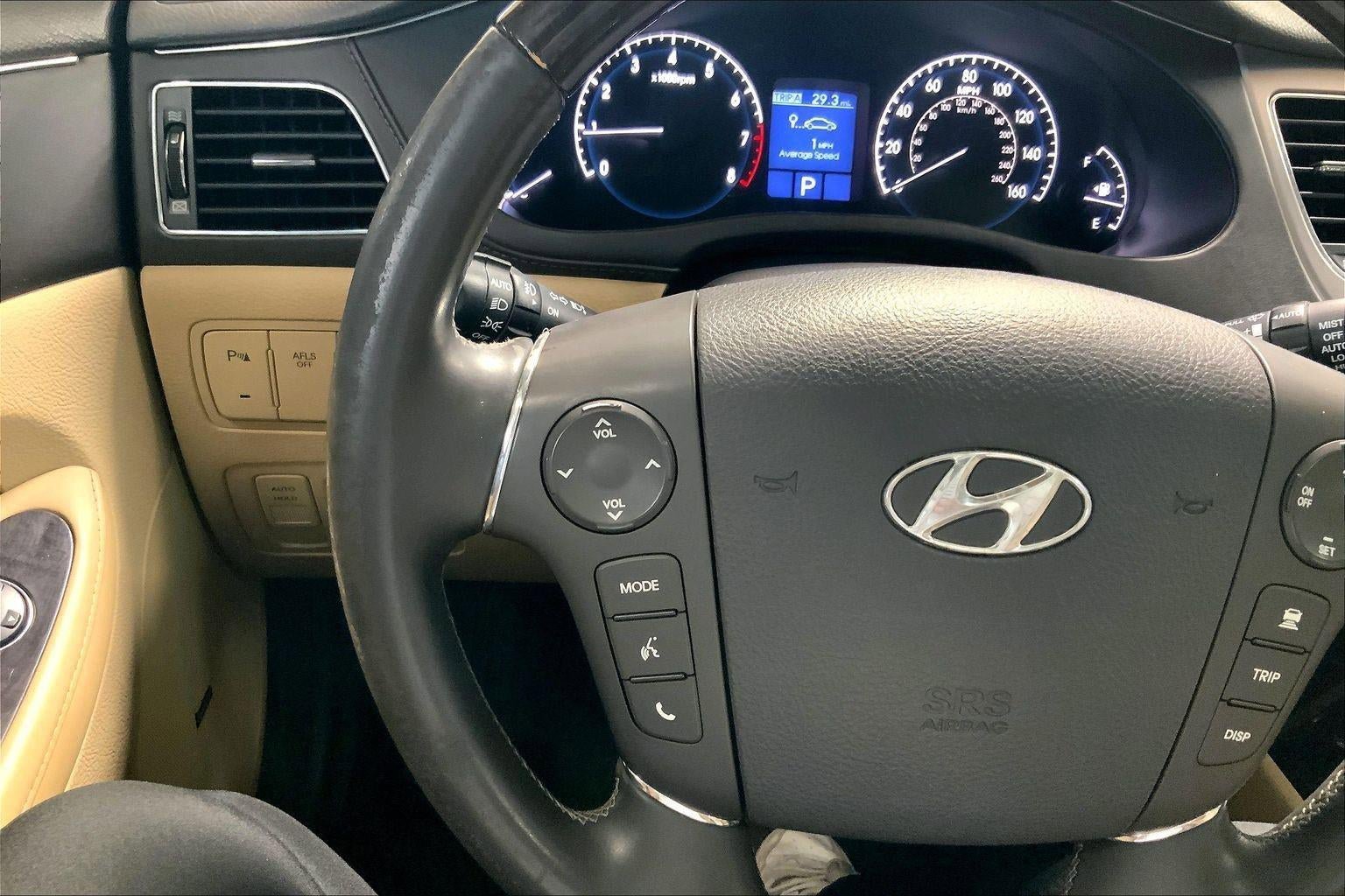Used 2010 Hyundai Genesis 4.6 w/ Technology Pkg 5 RWD image 16