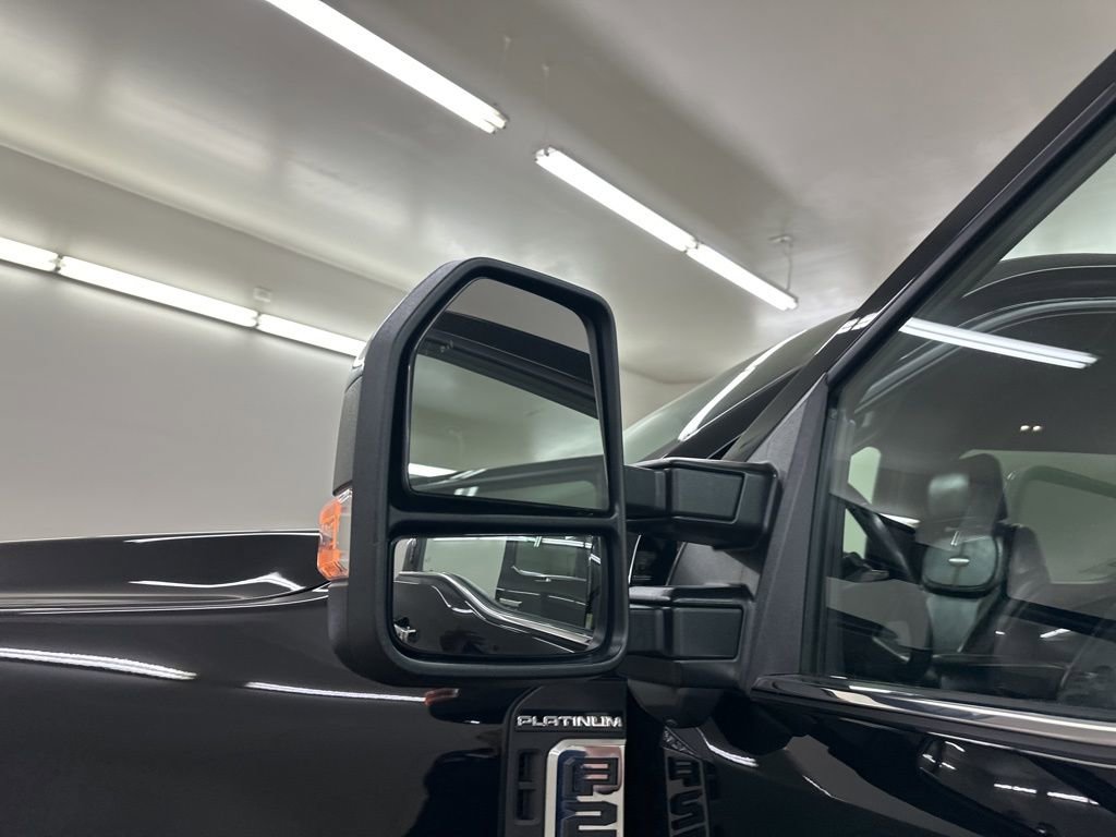 Used 2024 Ford F250 Platinum image 17