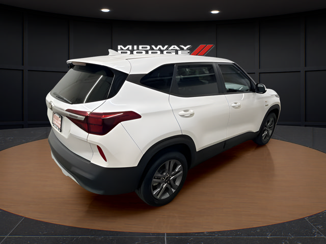 Used 2021 Kia Seltos LX AWD/4WD image 4