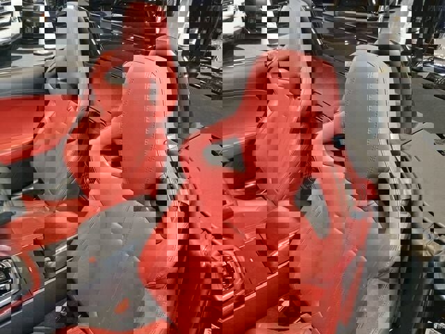 Used 2014 Jaguar F-TYPE Convertible image 18