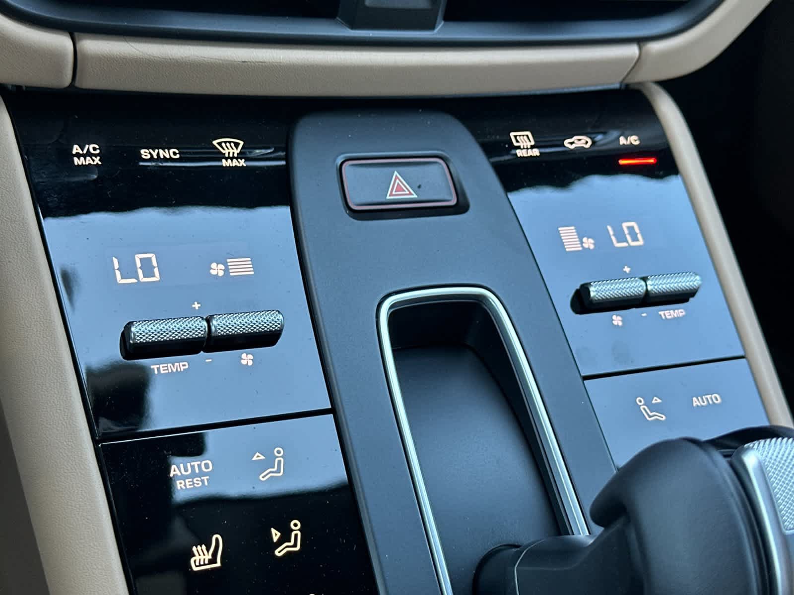 New 2026 Porsche Macan AWD/4WD image 24