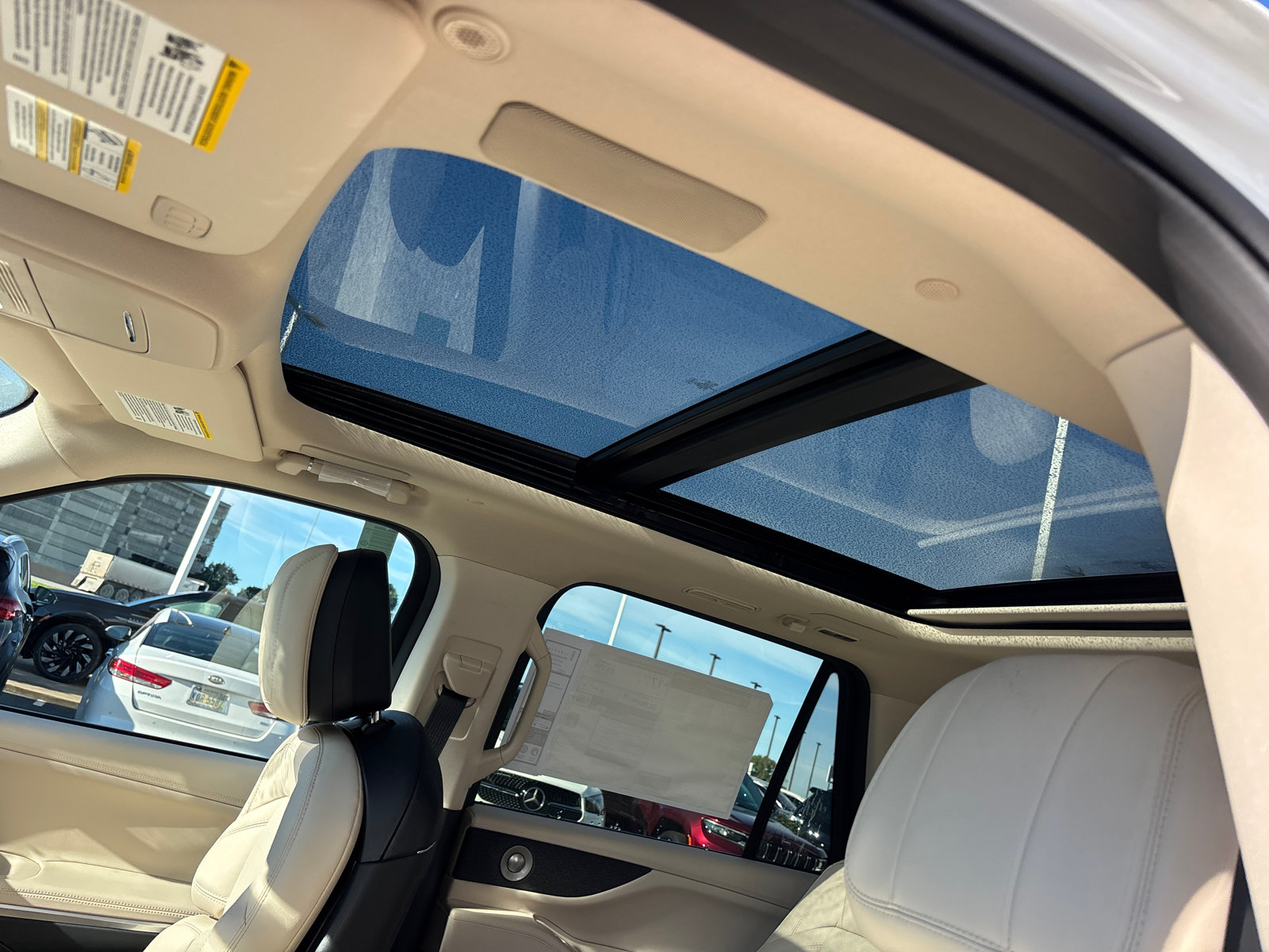 New 2027 Lincoln Navigator Reserve AWD/4WD image 25