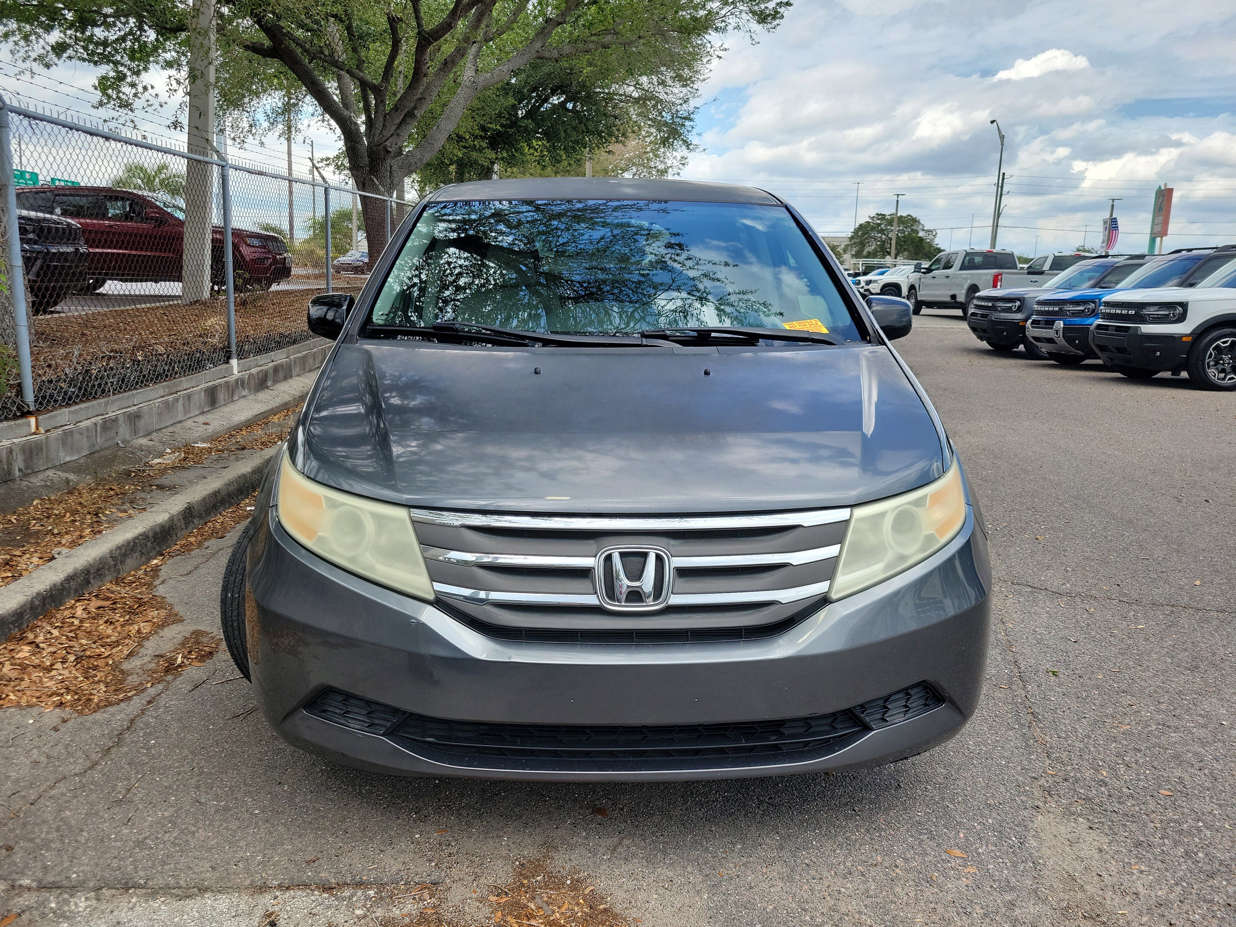 Used 2011 Honda Odyssey EX image 2