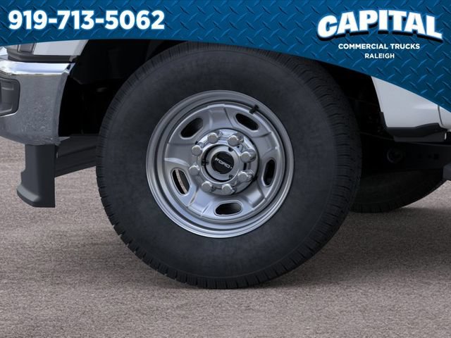 New 2026 Ford F250 XL w/ XL Chrome Package AWD/4WD image 19