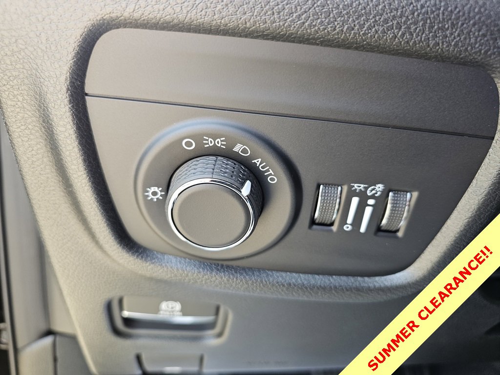 New 2025 Jeep Grand Cherokee L Altitude image 22