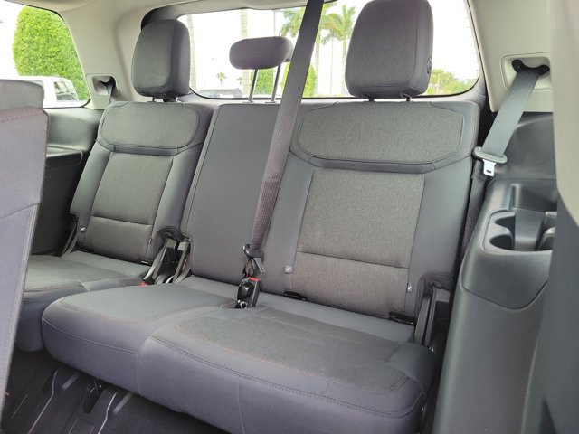 Certified 2025 Ford Expedition Active AWD/4WD image 17