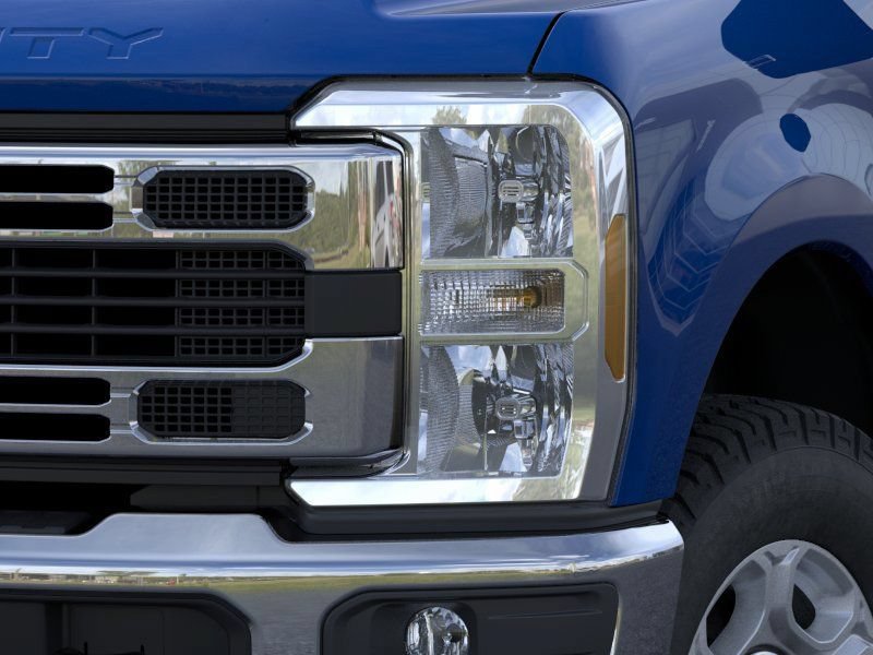 New 2026 Ford F350 XLT w/ FX4 Off-Road Package AWD/4WD image 18