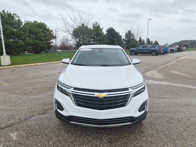 Used 2024 Chevrolet Equinox LT FWD image 2