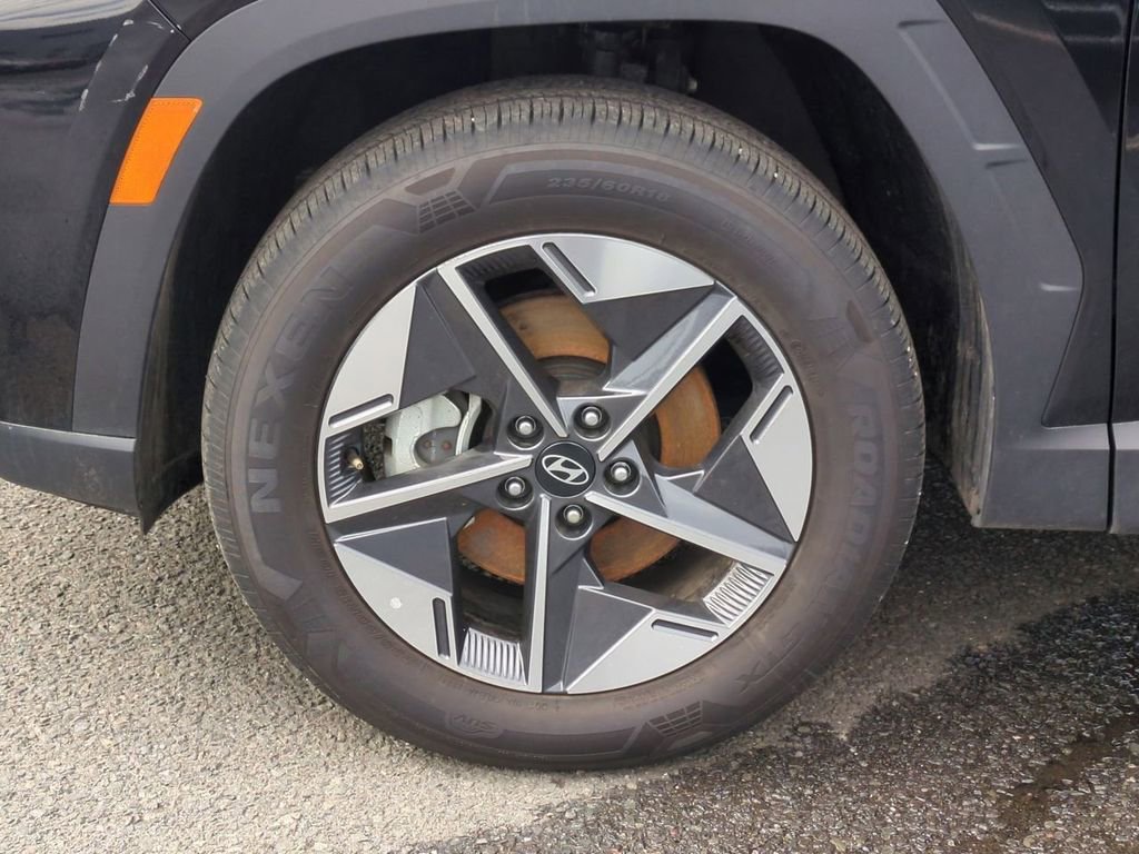 Certified 2025 Hyundai Tucson SEL AWD/4WD image 9