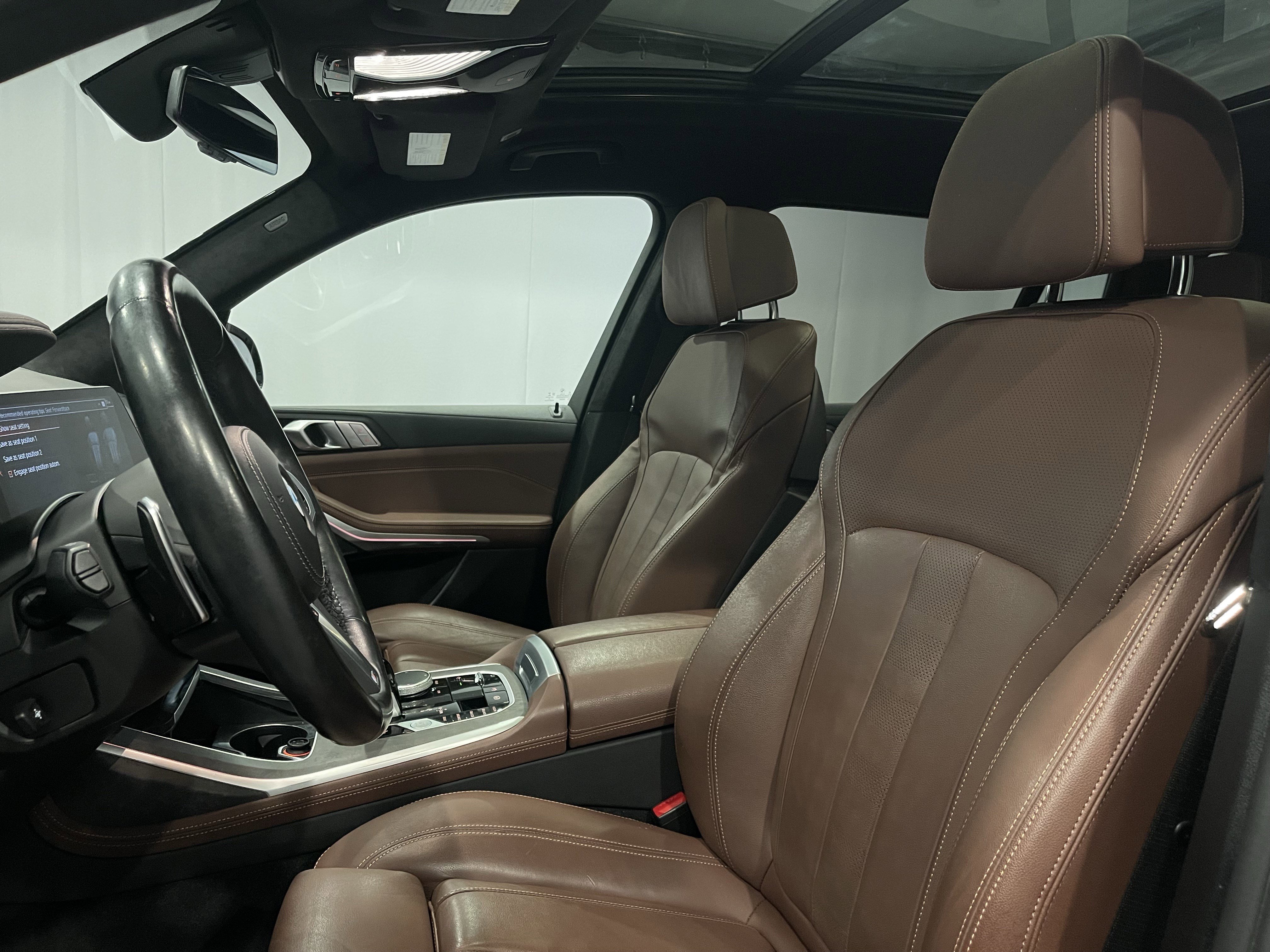 Certified 2022 BMW X7 xDrive40i w/ M Sport Package image 14