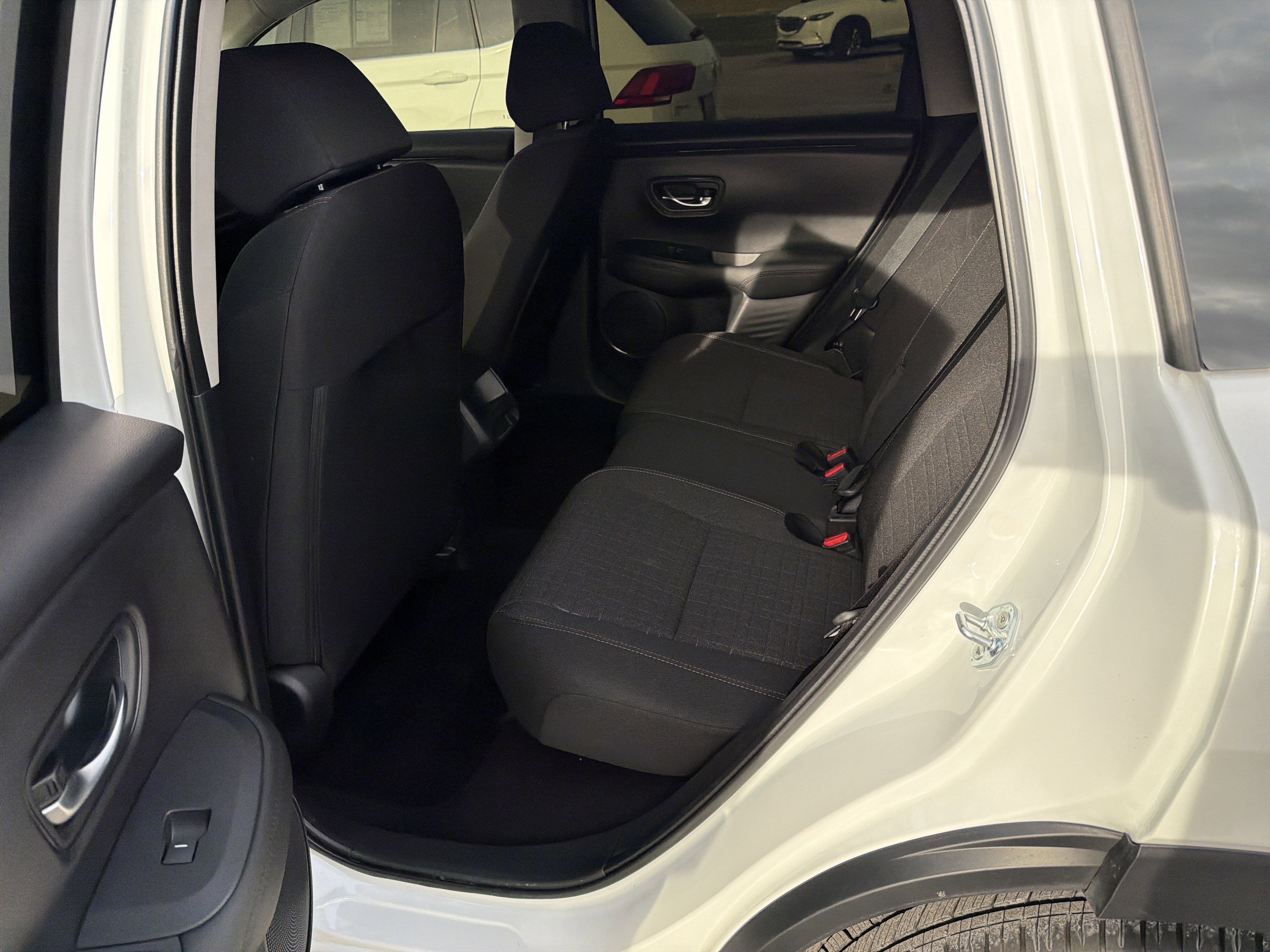 Used 2026 Honda HR-V LX image 44