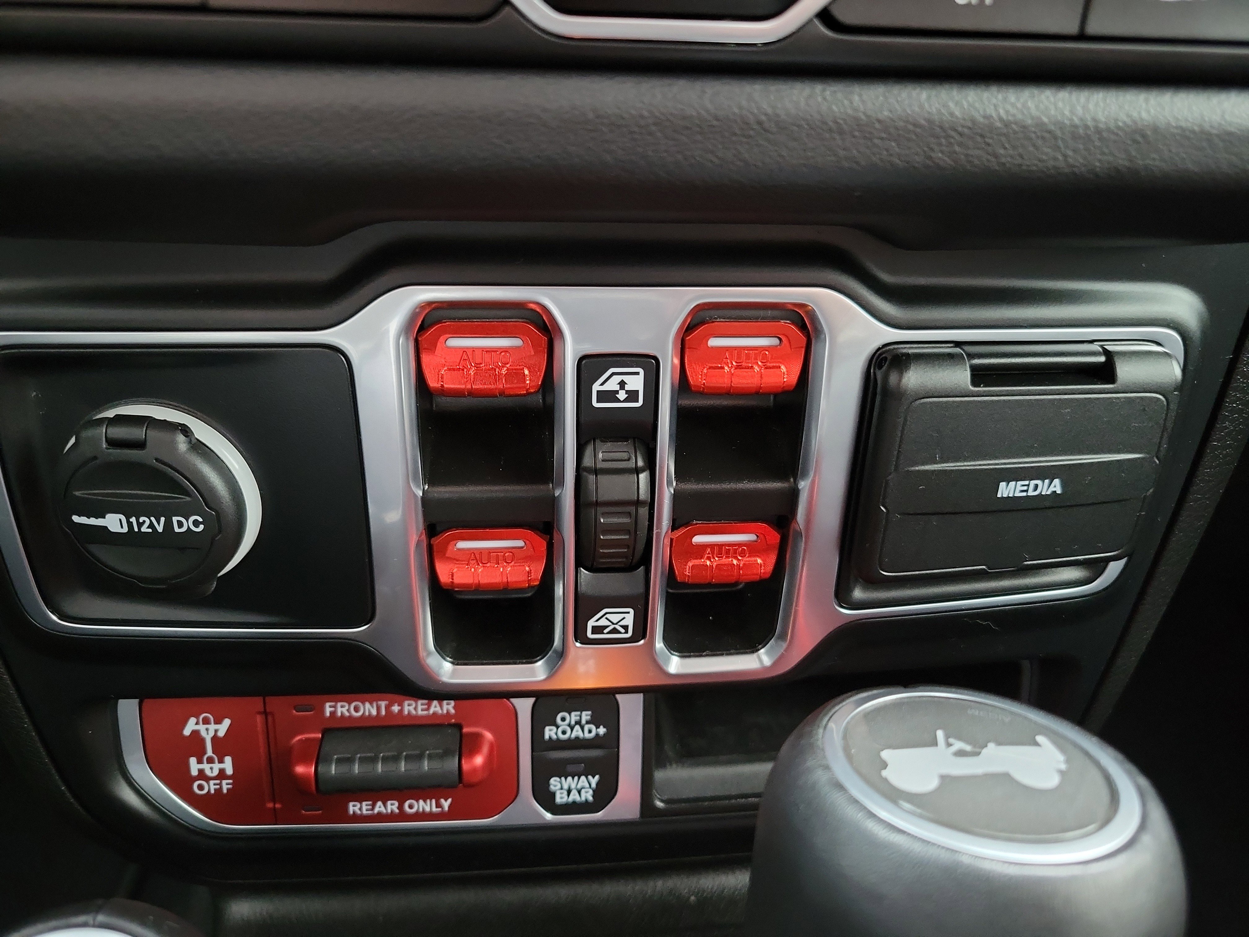 Used 2024 Jeep Wrangler Unlimited Rubicon image 35