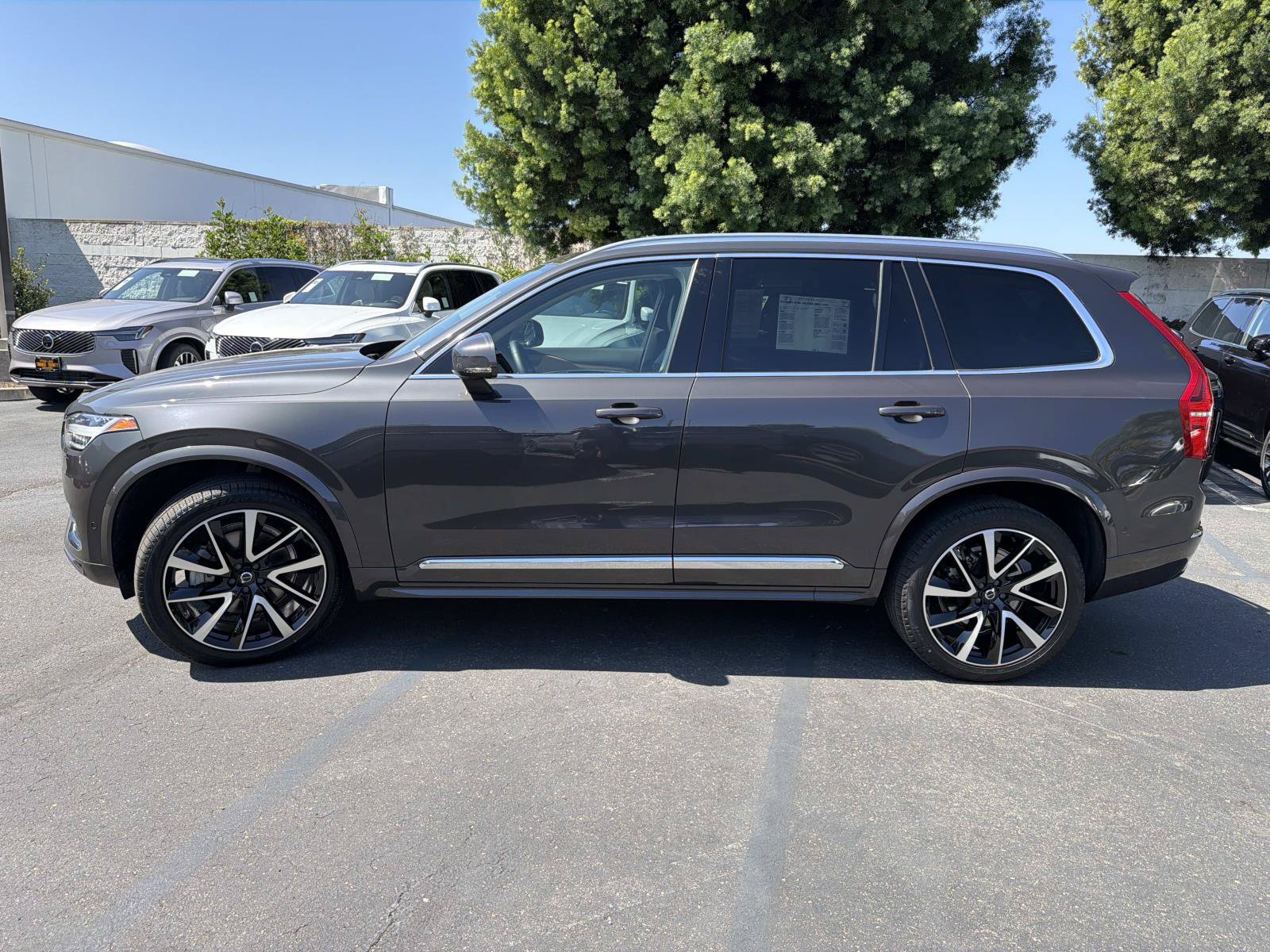 Certified 2023 Volvo XC90 B6 Plus w/ Protection Package Premier AWD/4WD image 8