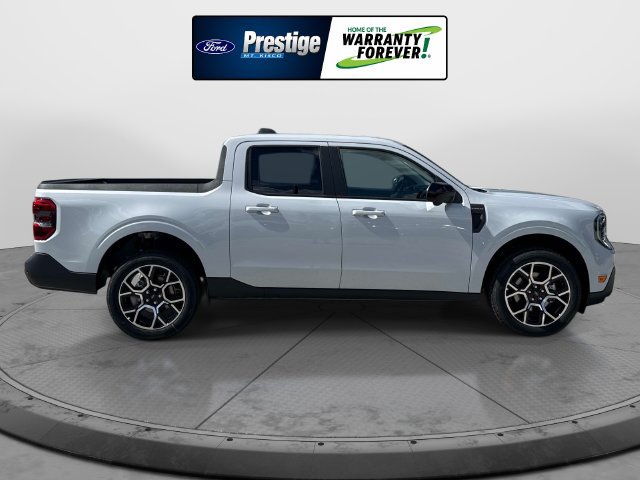 New 2026 Ford Maverick Lariat w/ 4K Tow Package AWD/4WD image 2