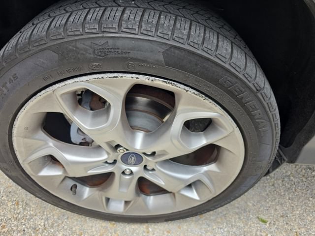 Used 2016 Ford Escape Titanium w/ Equipment Group 301A AWD/4WD image 5